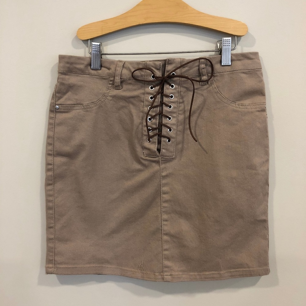 High waisted tie skirt